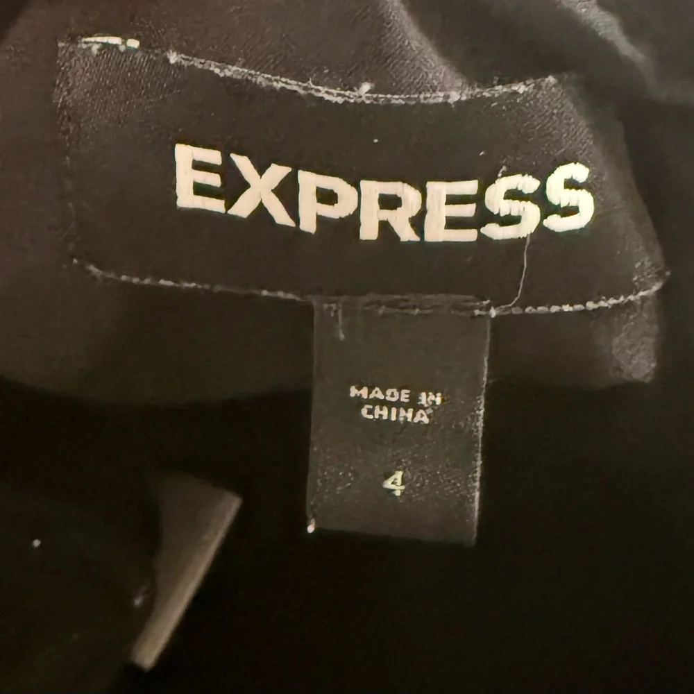 Express Black Mini Skirt - Picture 6 of 8